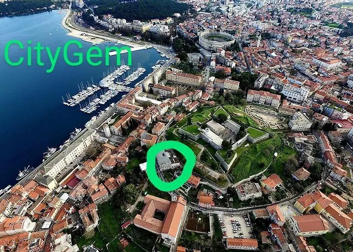 Lägenhet Citygem - Just Perfect For Two Pula